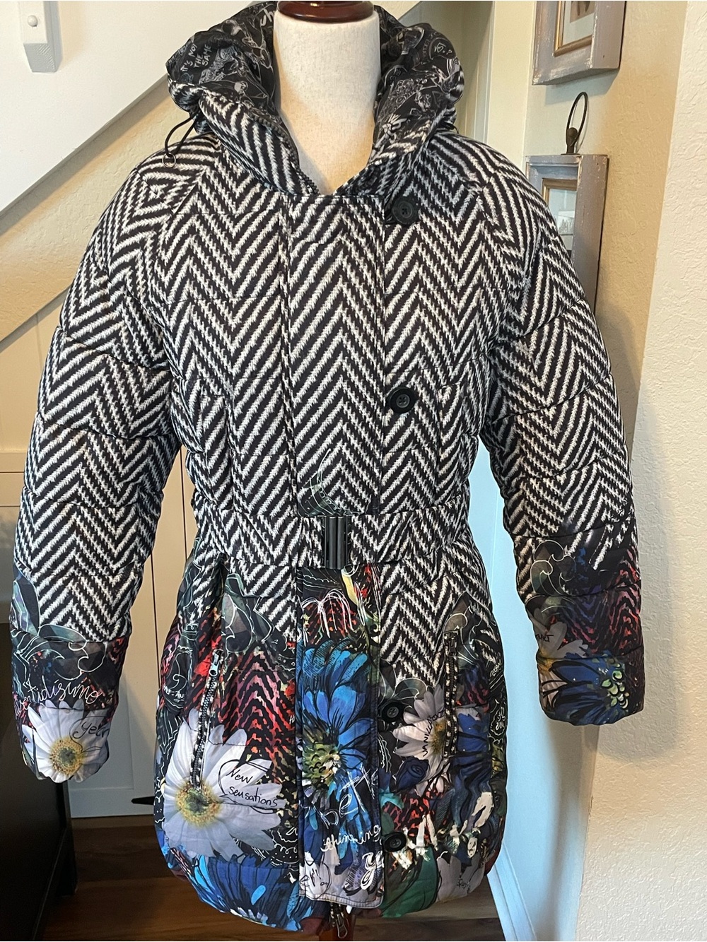 Desigual Quilted Puffer Coat Chevron Herringbone Floral Print Hooded Belted 40 8